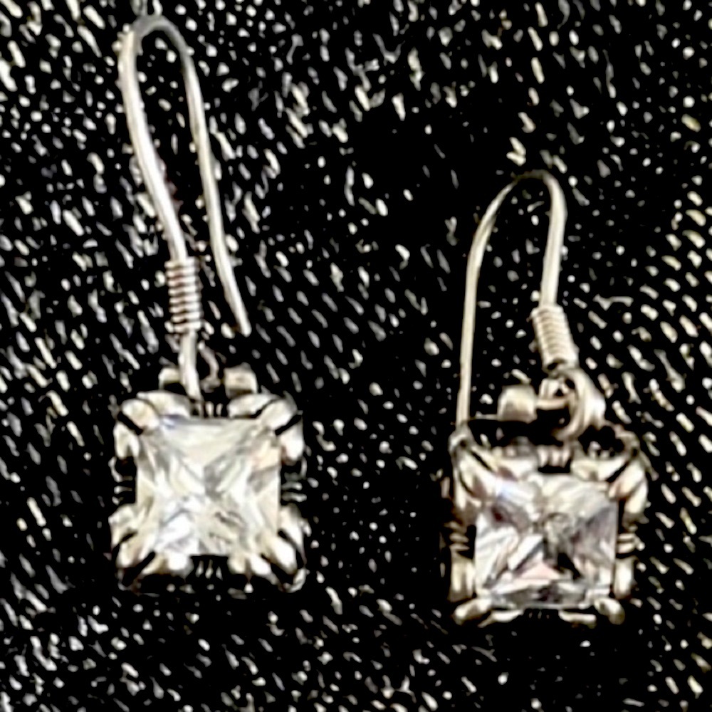Silpada .925 Rare Vintage Sterling Silver “Uptown” earrings - Picture 6 of 10